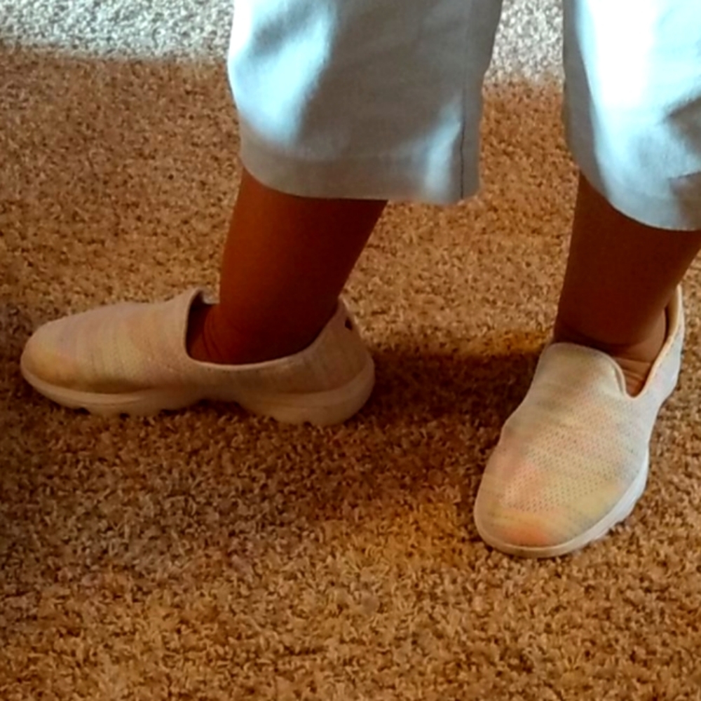 Women's shoes
